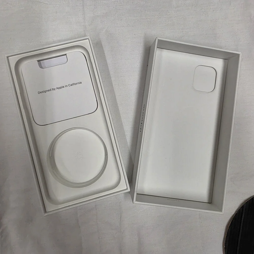 Apple iPhone 11 Green 128GB Box ONLY Original Retail Packaging